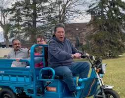 Chinese electric tricycles gain popularity overseas